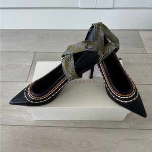 ULLA JOHNSON 
Salma Ribbon High Heel